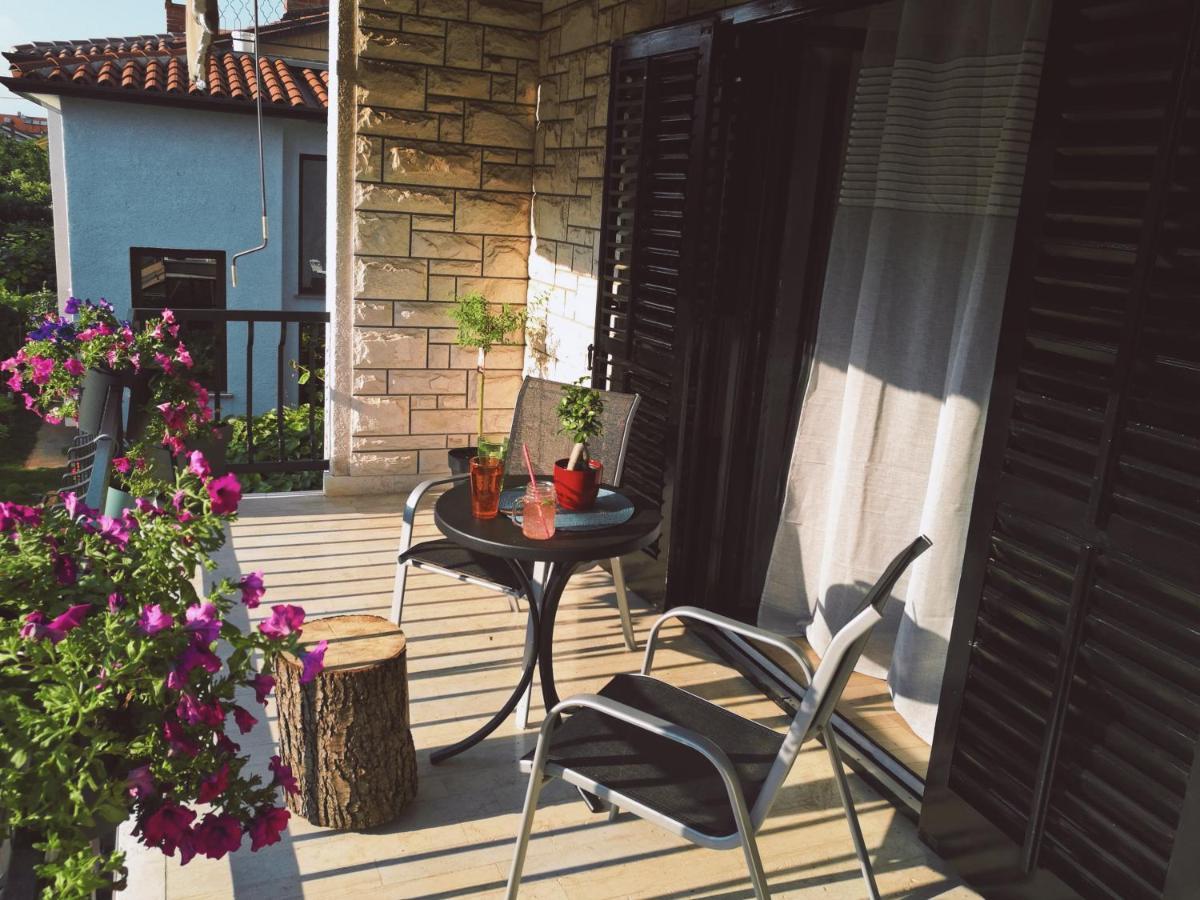 Gabi Apartament *