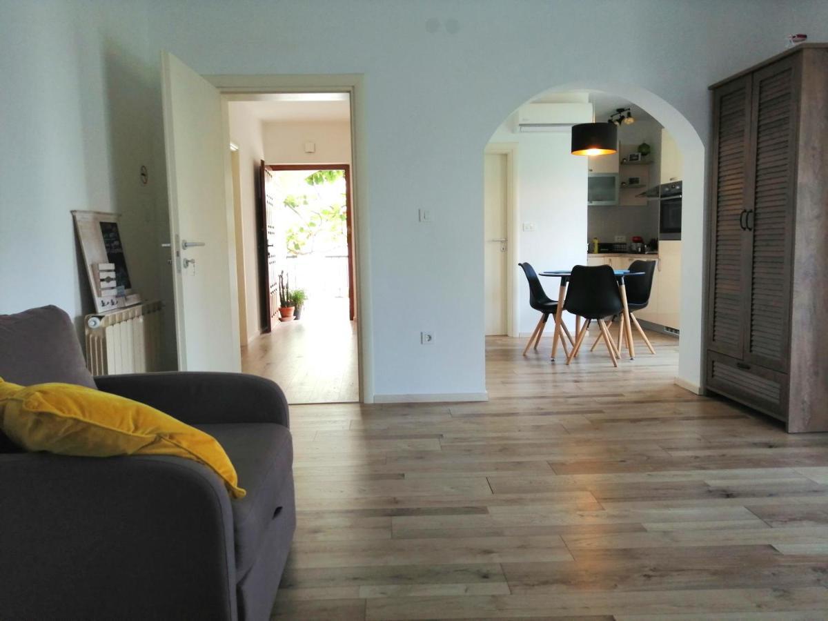 Gabi Apartment